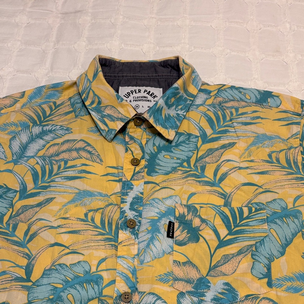 Upper Park clothing Provisions Men's Tropical Leaf Print Shirt - Yellow and Blue